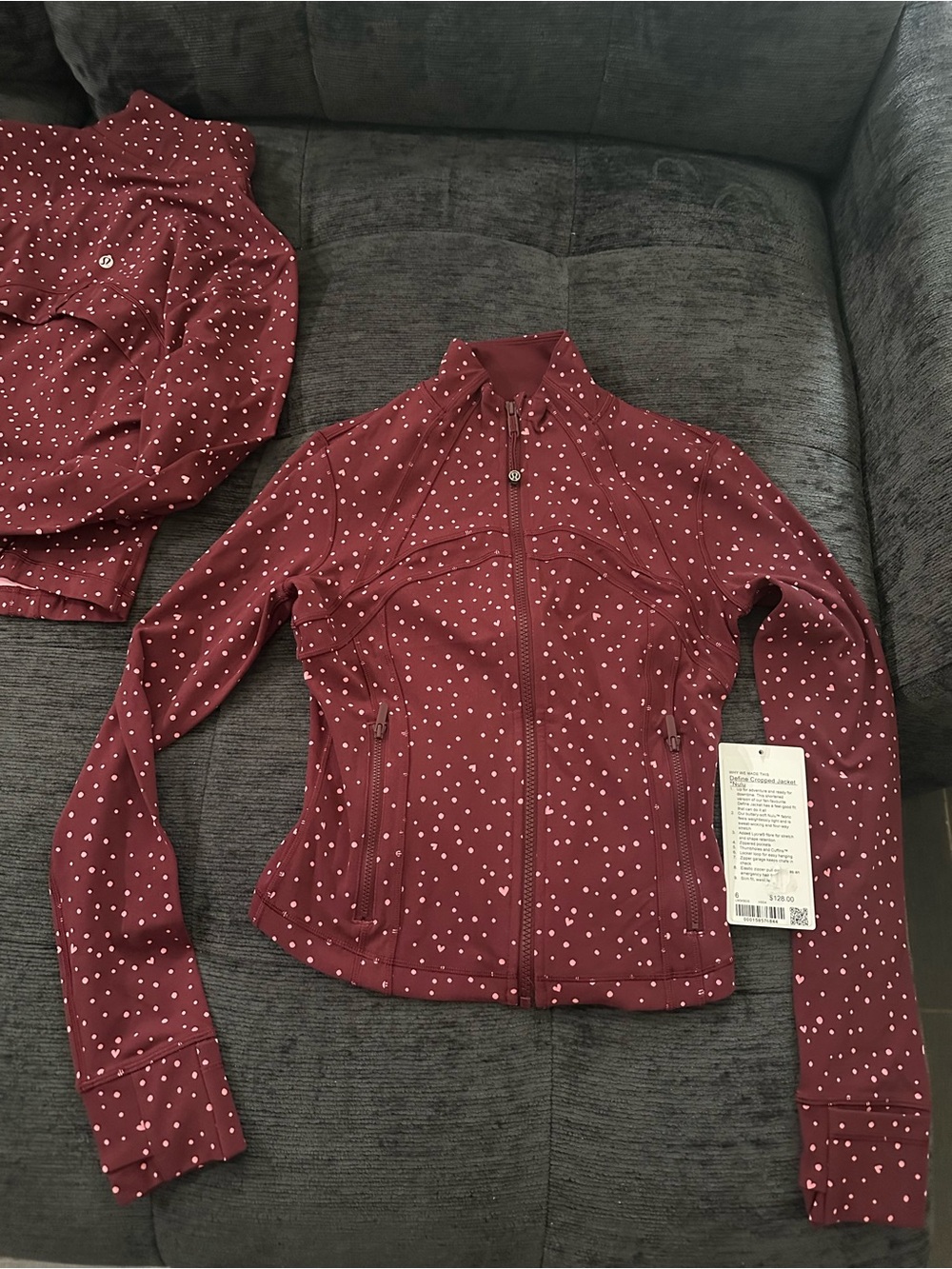 Lululemon Scattered Hearts sold out collection 3 piece set Sz 8